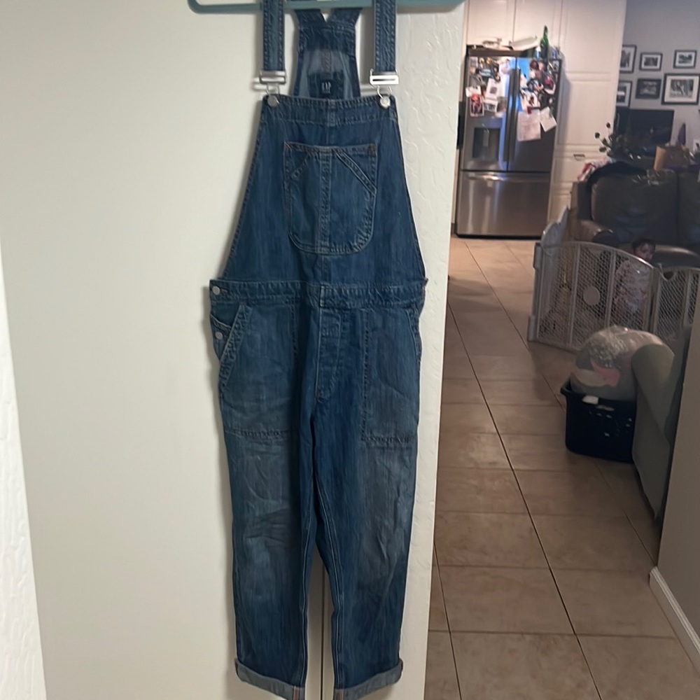 Gap overalls